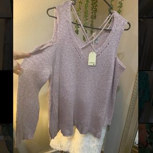 NWT crisscross/cut out sleeve sweater tee
